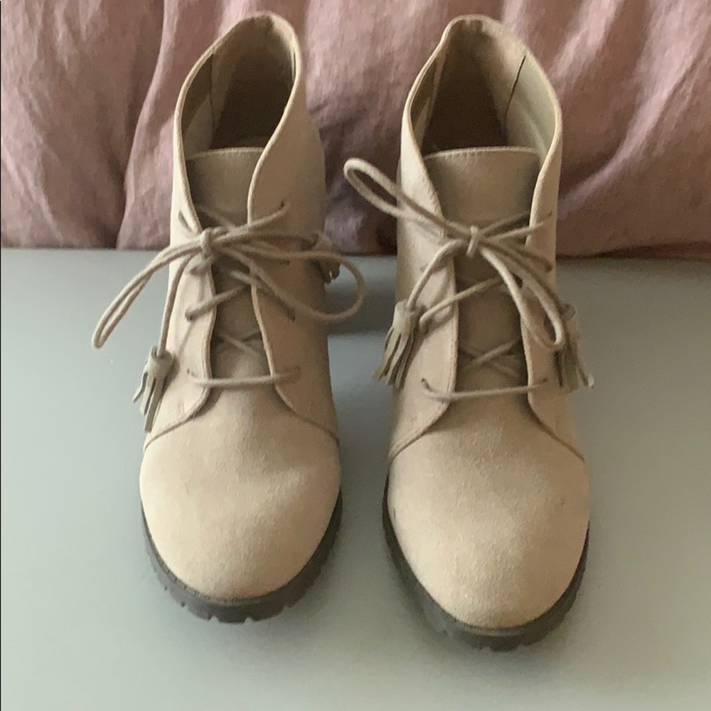 Restricted Booties - Picture 2 of 6